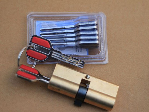 亭湖24小时上门开锁公司