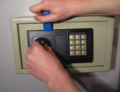 亭湖24小时上门开锁公司